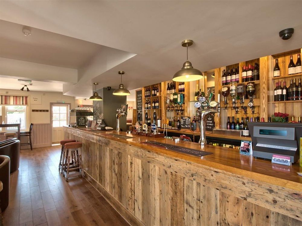 Hotel The Stag à Northwood  Extérieur photo