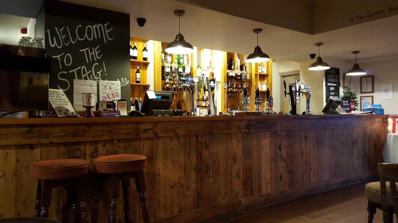 Hotel The Stag à Northwood  Extérieur photo